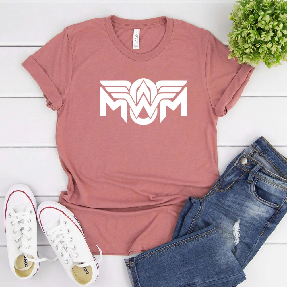 T-shirt maman “Wonder Woman” – Cadeau fête des mères et maman super-héroïne