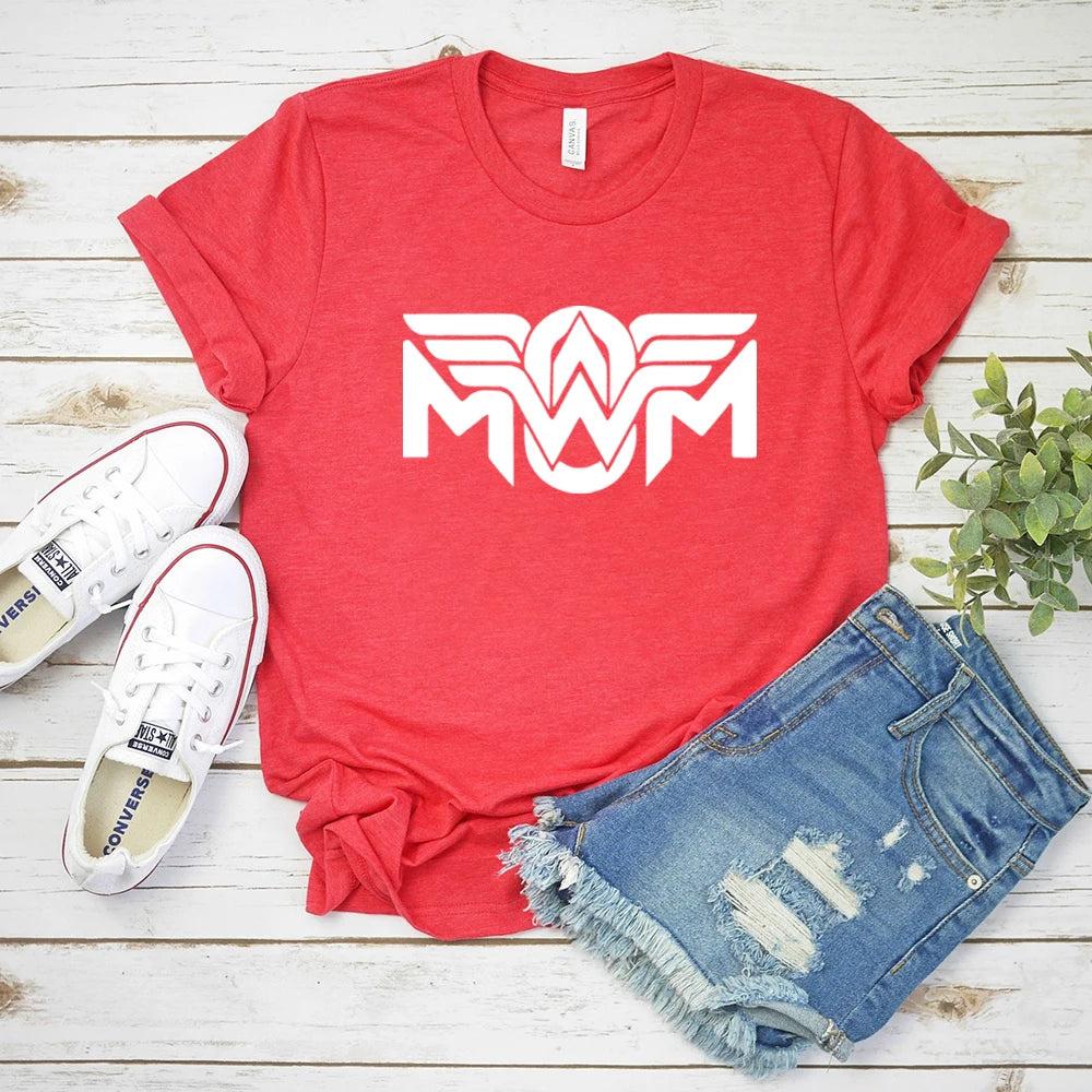 T-shirt maman “Wonder Woman” – Cadeau fête des mères et maman super-héroïne